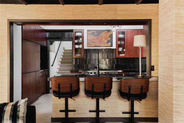 2401 Jarratt Ave, Austin, TX 78703