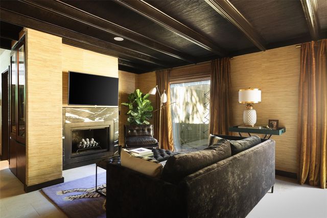 2401 Jarratt Ave, Austin, TX 78703