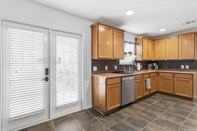 21514 Thunder Basin, San Antonio, TX 78261