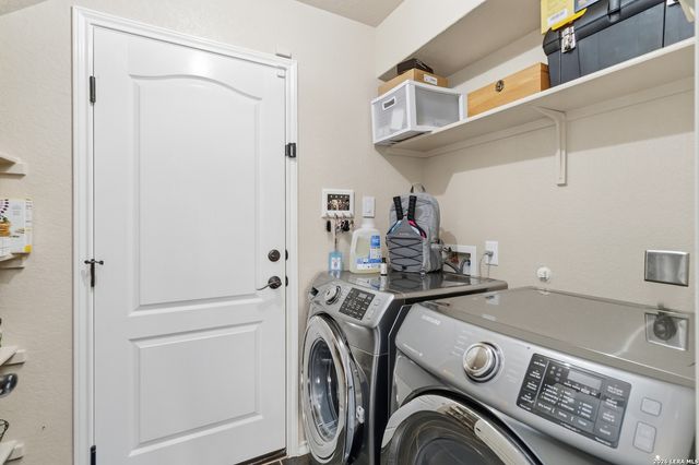 21514 Thunder Basin, San Antonio, TX 78261