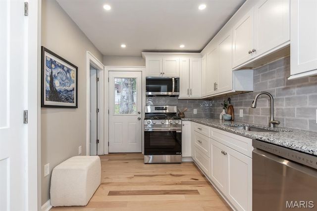 804 Edgar Road, St Louis, MO 63119