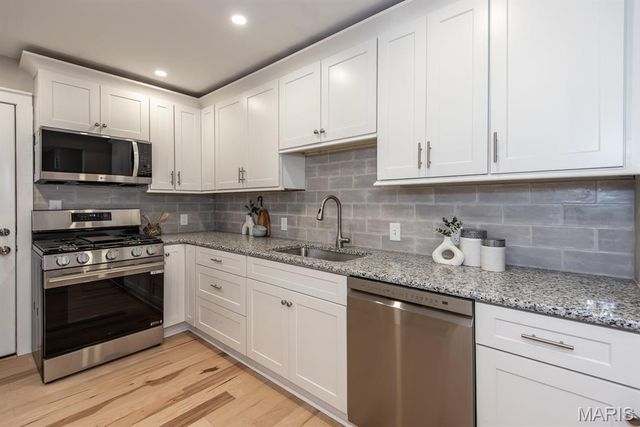 804 Edgar Road, St Louis, MO 63119