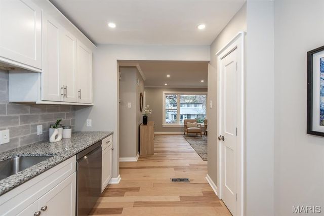 804 Edgar Road, St Louis, MO 63119