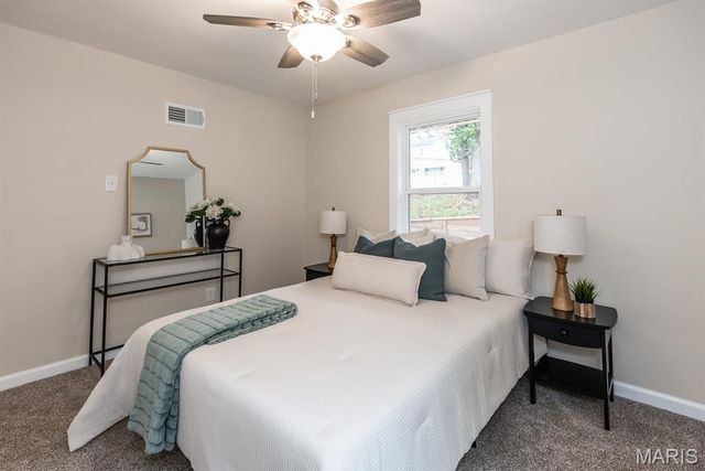 804 Edgar Road, St Louis, MO 63119