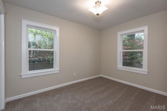 804 Edgar Road, St Louis, MO 63119