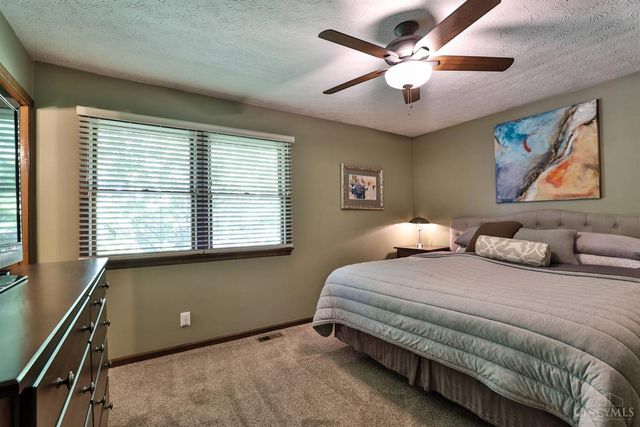 57 Landis Circle, Millville, OH 45013