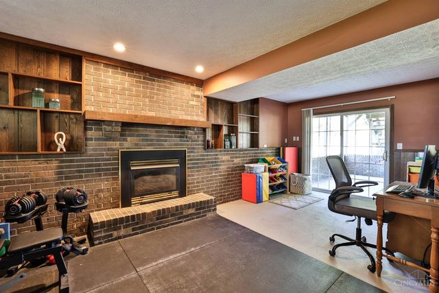 57 Landis Circle, Millville, OH 45013