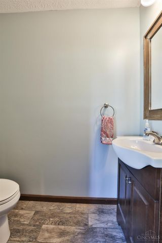 57 Landis Circle, Millville, OH 45013