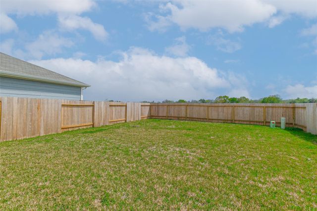 23667 Cranberry Grader Lane, Hockley, TX 77447