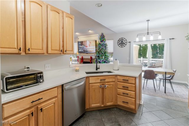 36138 N Park Drive, Avon, OH 44011