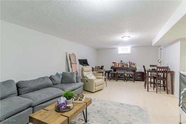 36138 N Park Drive, Avon, OH 44011