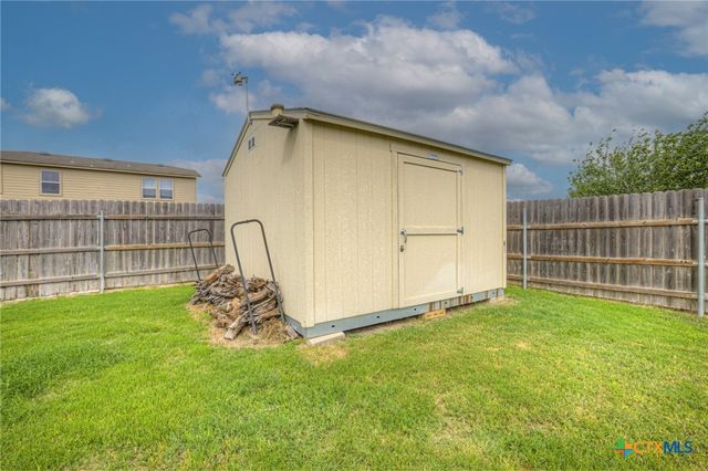 603 NW Crossing Drive, New Braunfels, TX 78130