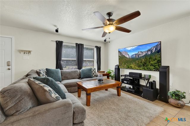 603 NW Crossing Drive, New Braunfels, TX 78130