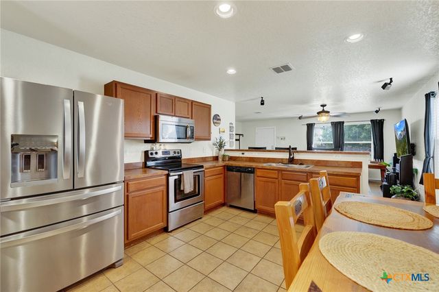 603 NW Crossing Drive, New Braunfels, TX 78130