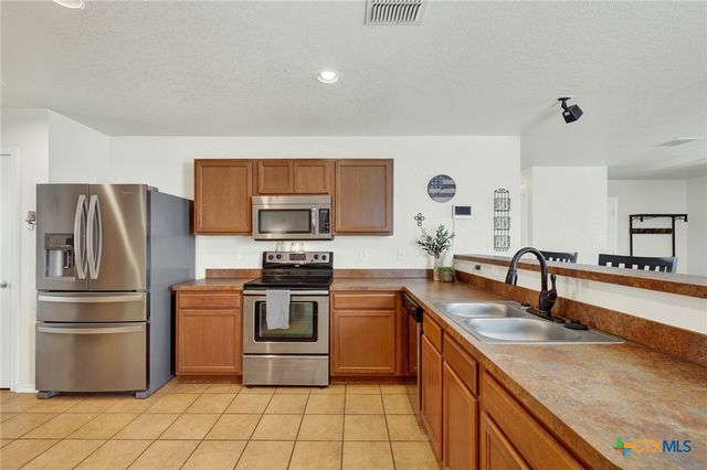 603 NW Crossing Drive, New Braunfels, TX 78130