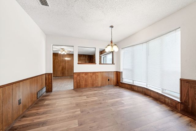 717 Steeplechase Drive, Bedford, TX 76021