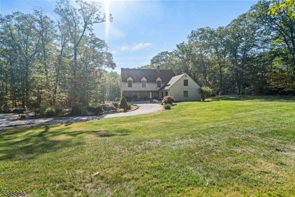 7 Rockburn Pass, West Milford Twp., NJ 07480