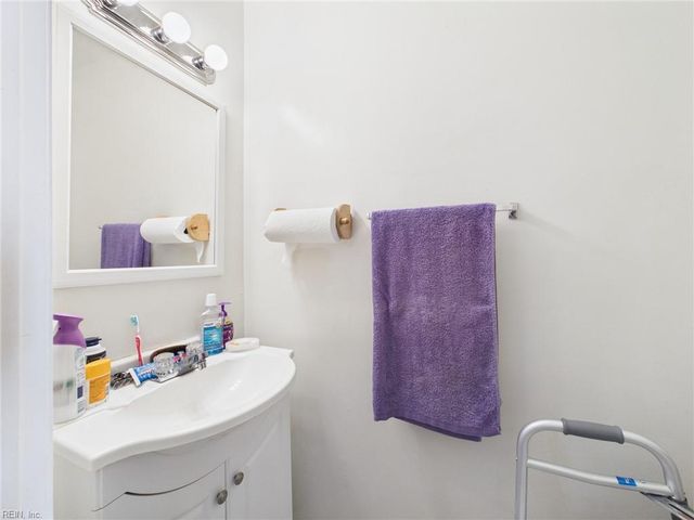 4524 Greenwood DR, Portsmouth, VA 23701