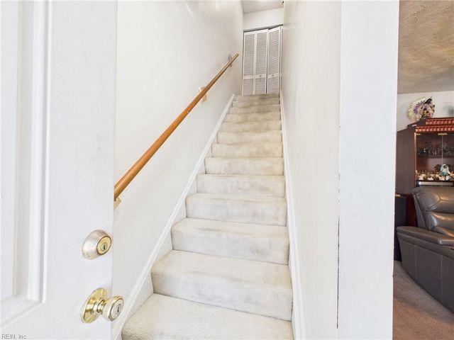 4524 Greenwood DR, Portsmouth, VA 23701