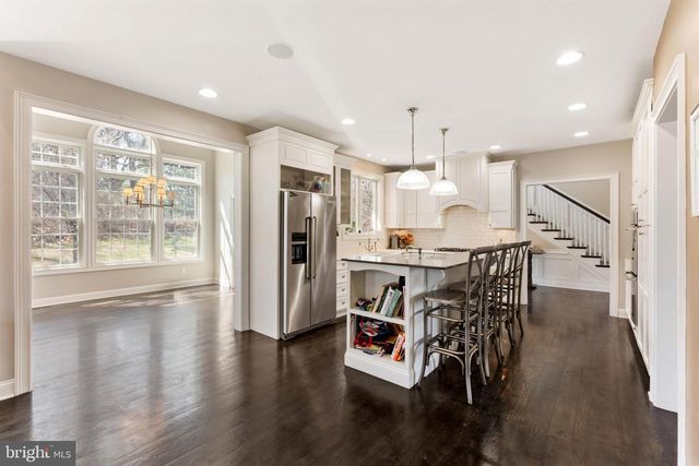 8 QUARTERMASTER RD, Upper Holland, PA 19053