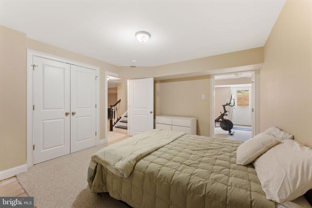 8 QUARTERMASTER RD, Upper Holland, PA 19053