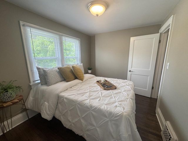2220 75th STREET, Kenosha, WI 53143
