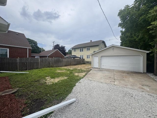 2220 75th STREET, Kenosha, WI 53143