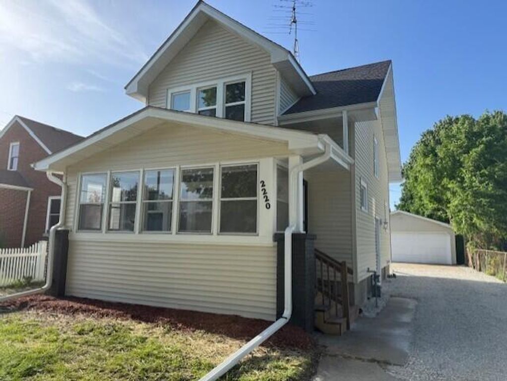 2220 75th STREET, Kenosha, WI 53143
