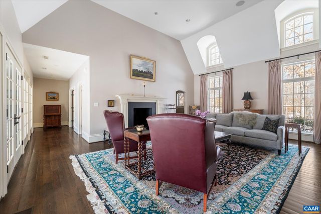 880 CLUB DR, Keswick, VA 22947