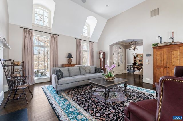 880 CLUB DR, Keswick, VA 22947