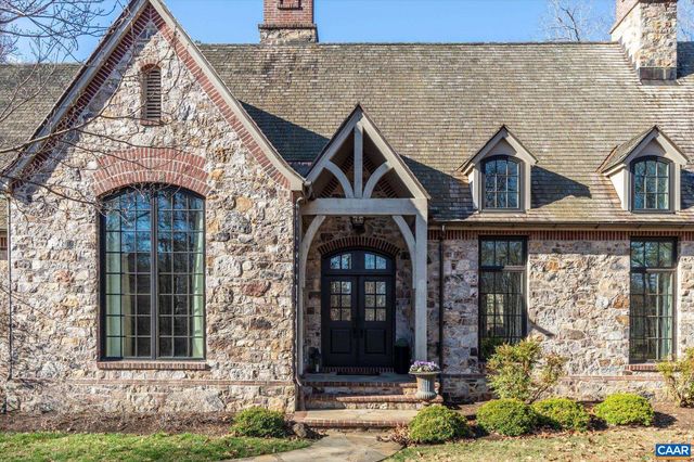 880 CLUB DR, Keswick, VA 22947