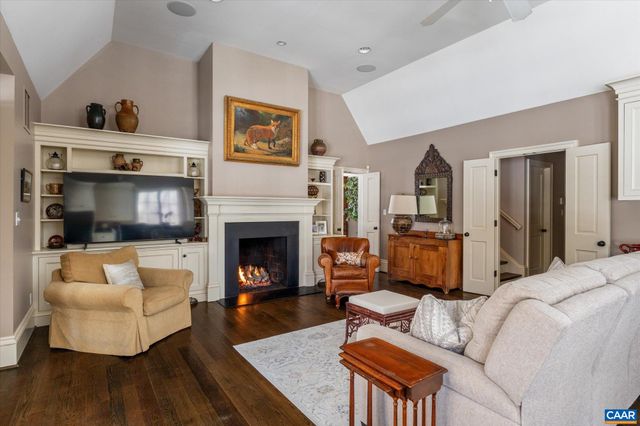 880 CLUB DR, Keswick, VA 22947