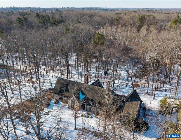 880 CLUB DR, Keswick, VA 22947