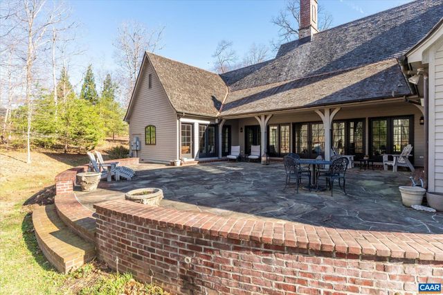 880 CLUB DR, Keswick, VA 22947