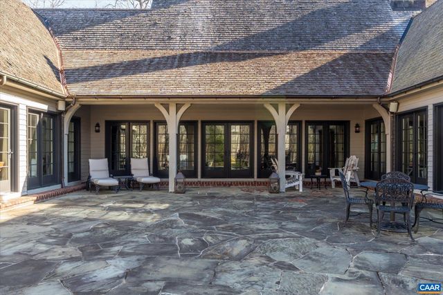 880 CLUB DR, Keswick, VA 22947