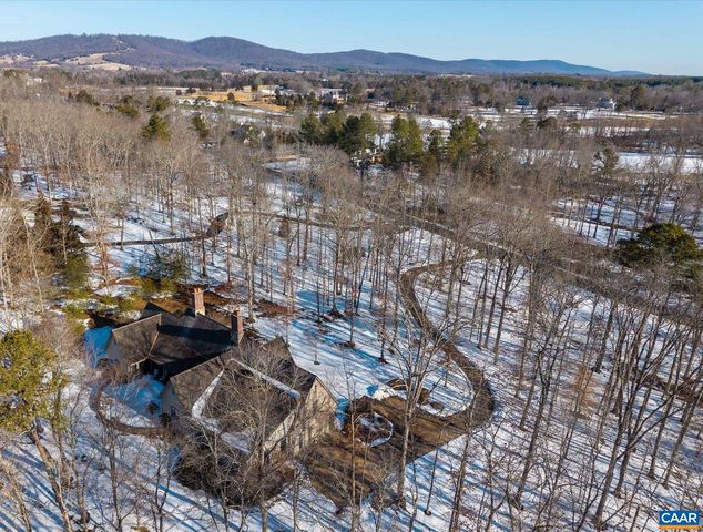 880 CLUB DR, Keswick, VA 22947