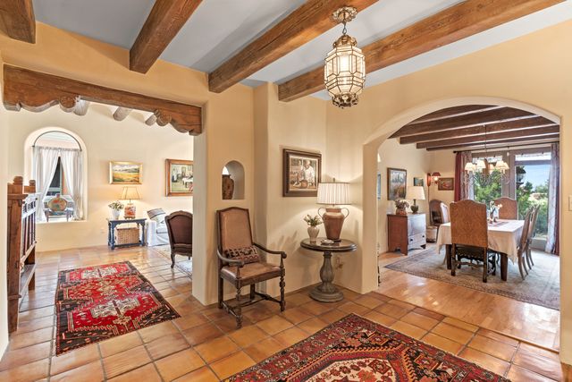 7208 Old Santa Fe Trail, Santa Fe, NM 87505