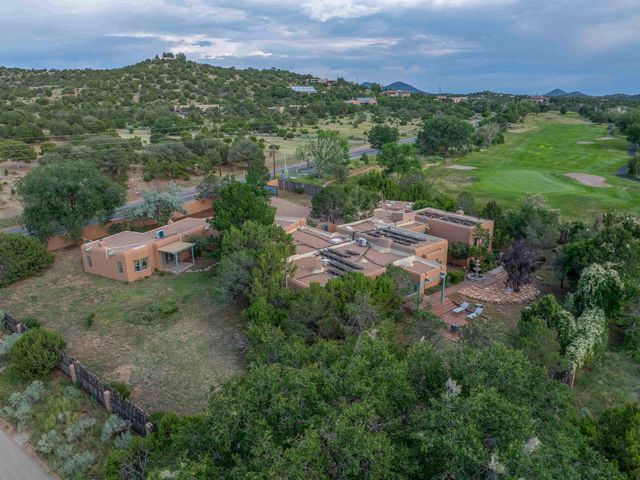 7208 Old Santa Fe Trail, Santa Fe, NM 87505