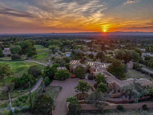 7208 Old Santa Fe Trail, Santa Fe, NM 87505