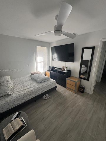 427 SW 169th Ter, Weston, FL 33326