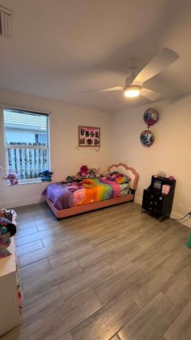 427 SW 169th Ter, Weston, FL 33326