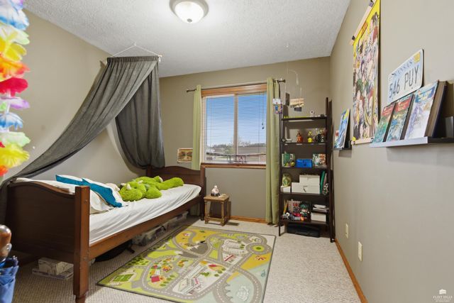 4472 Periwinkle Drive, Manhattan, KS 66502