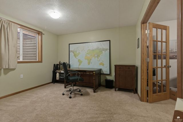 4472 Periwinkle Drive, Manhattan, KS 66502