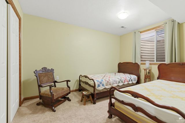 4472 Periwinkle Drive, Manhattan, KS 66502