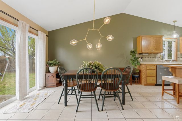 4472 Periwinkle Drive, Manhattan, KS 66502