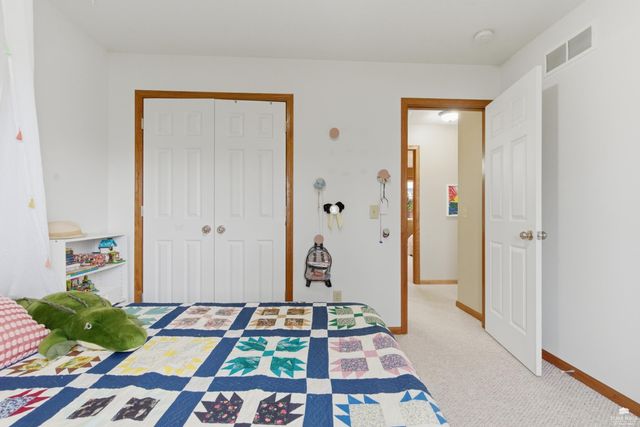 4472 Periwinkle Drive, Manhattan, KS 66502