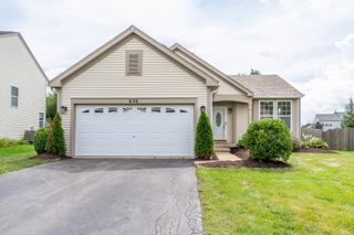 636 Hamilton Lane, North Aurora, IL 60542