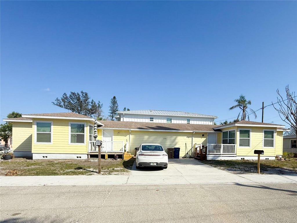 175 133RD AVENUE E West, Madeira Beach, FL 33708