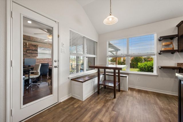 9224 Diane Drive, White Settlement, TX 76108