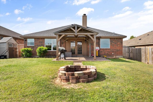 9224 Diane Drive, White Settlement, TX 76108